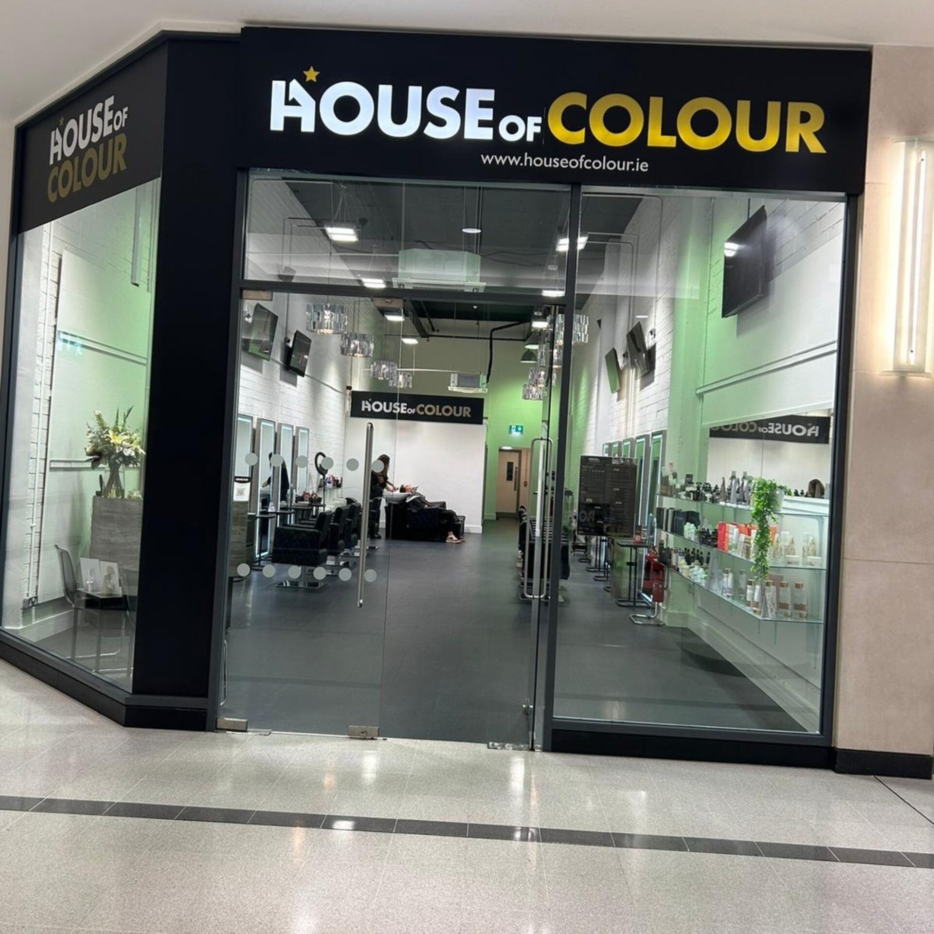 HOUSE OF COLOUR HAIR SALON JERVIS SHOPPING CENTRE DUBLIN HOUSE OF COLOUR HAIR SALON JERVIS SHOPPING CENTRE DUBLIN