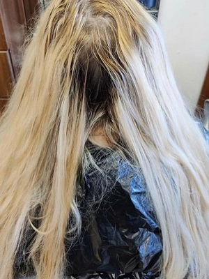 before-hair-colour-correction-at-house-of-colour-hairdressers-in-dublin